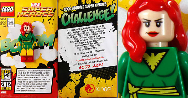 lego-comic-con-sdcc-2012-phoenix-jean-grey-exclusive-minifigure.jpg